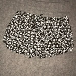 Forever 21 pattern shorts